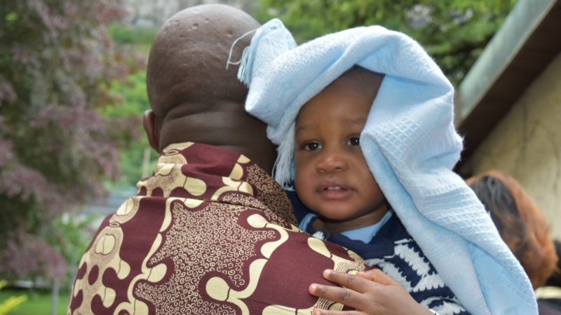 Elílí "Bienvenuto:Plerinage-aux-saints-dAfrique-Les-enfants-font-partie-de-la-fte-Photo-Jacques-Berset-800x450.jpg"