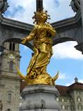 Elílí "Wallfahrtsorte:einsiedeln-marienbrunnen.jpg"